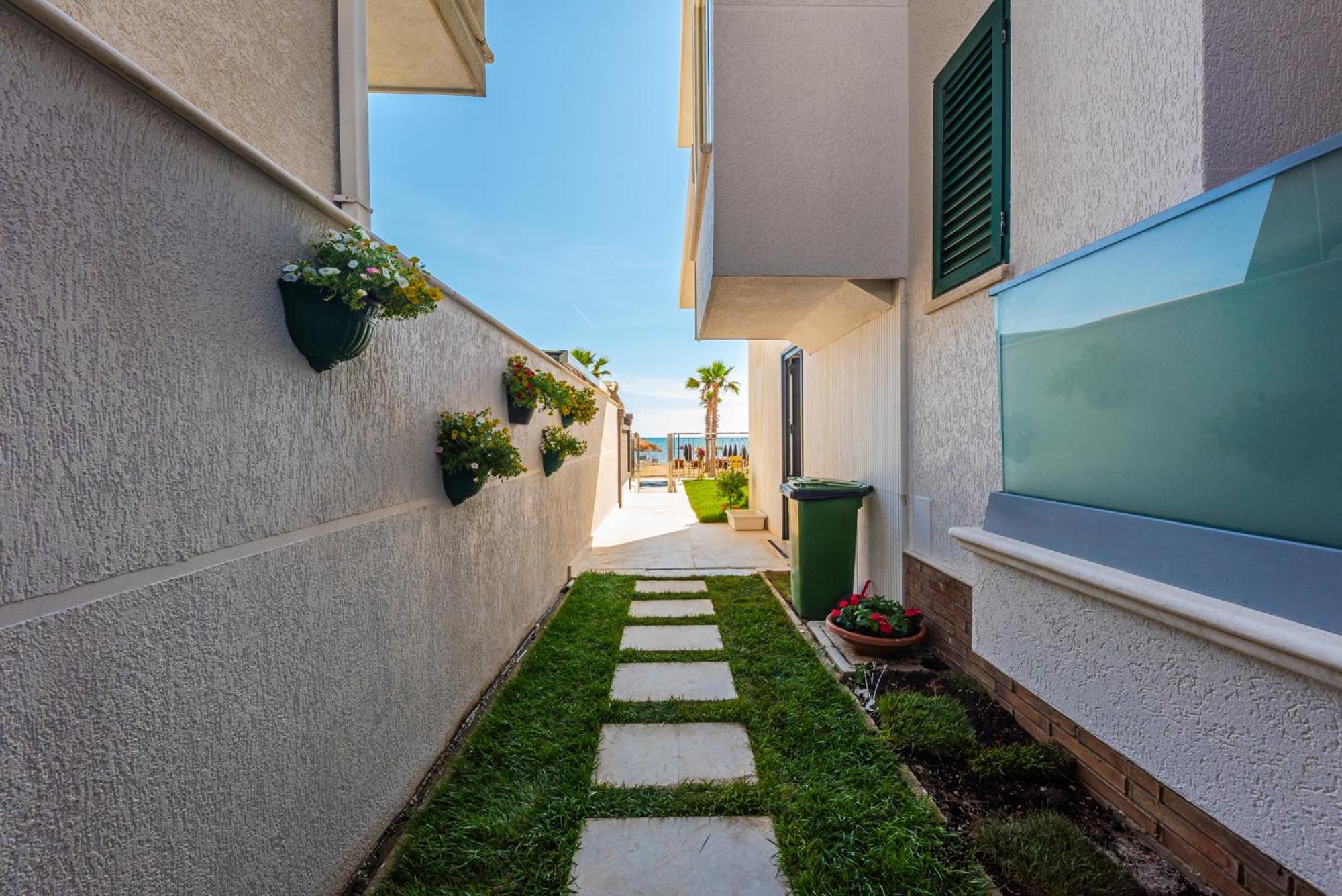Sea View Apartments Eldo Durres Luaran gambar